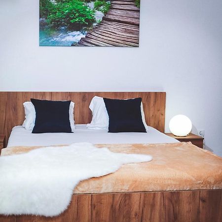 Studio Apartment In Center With Panoramic Old Town View 普里兹伦 外观 照片